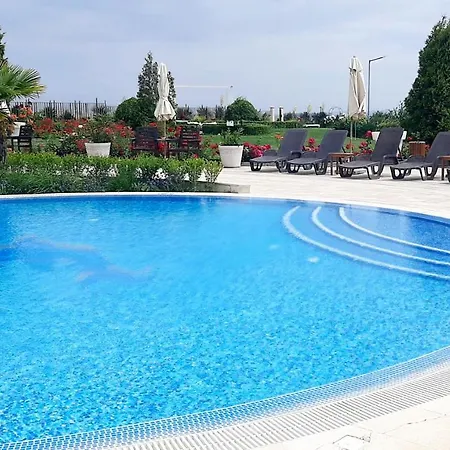 In Diamond Apartment Burgas